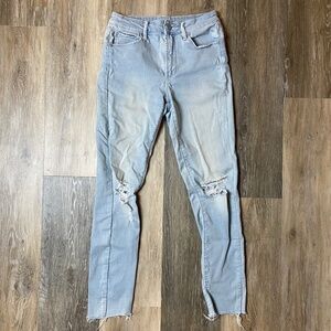 ARTICLES OF SOCIETY Distressed Light Wash Raw Hem Skinny Jeans Size 24